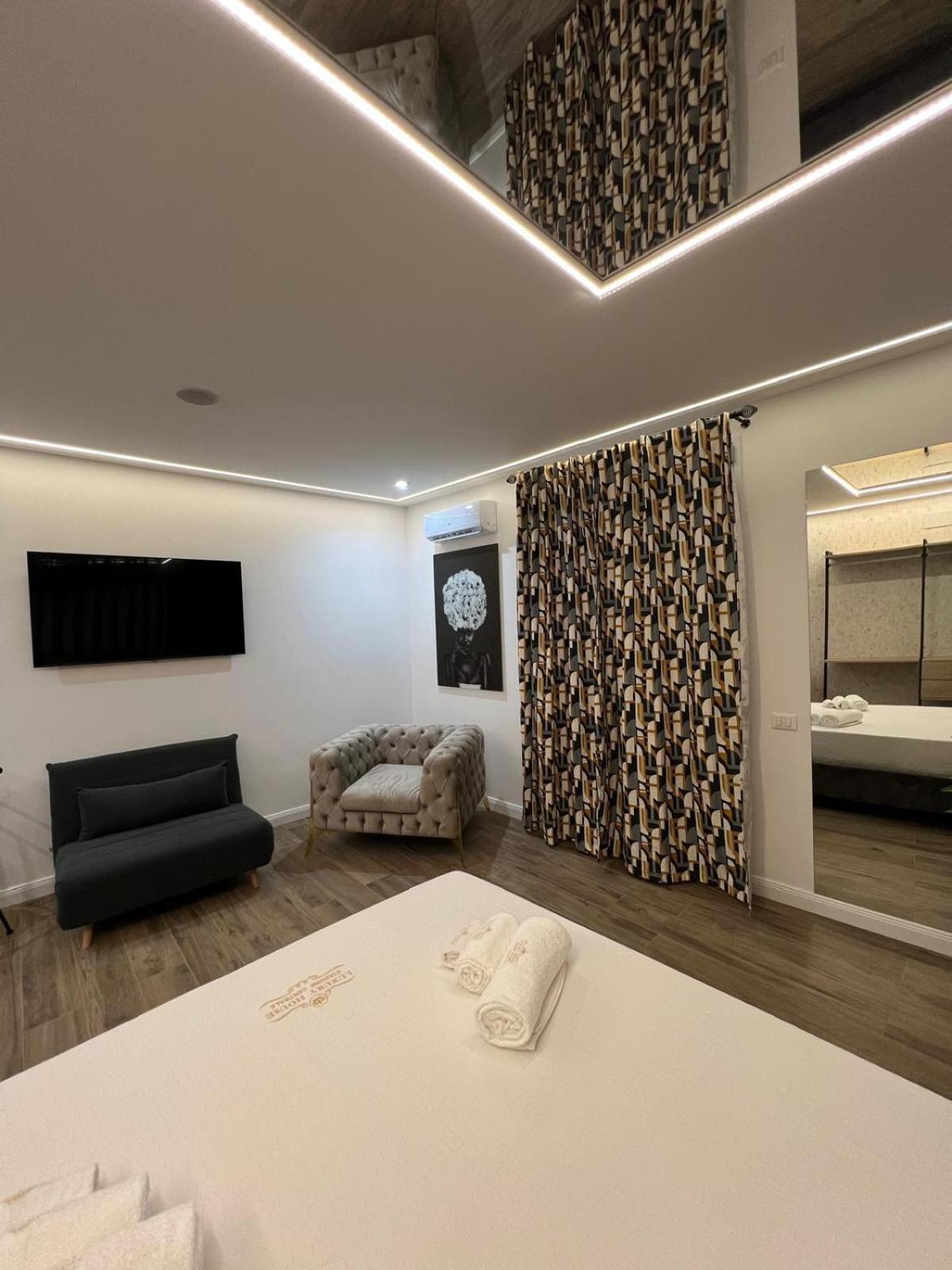 Luxury House Stazione Centrale ปาแลร์โม ภายนอก รูปภาพ