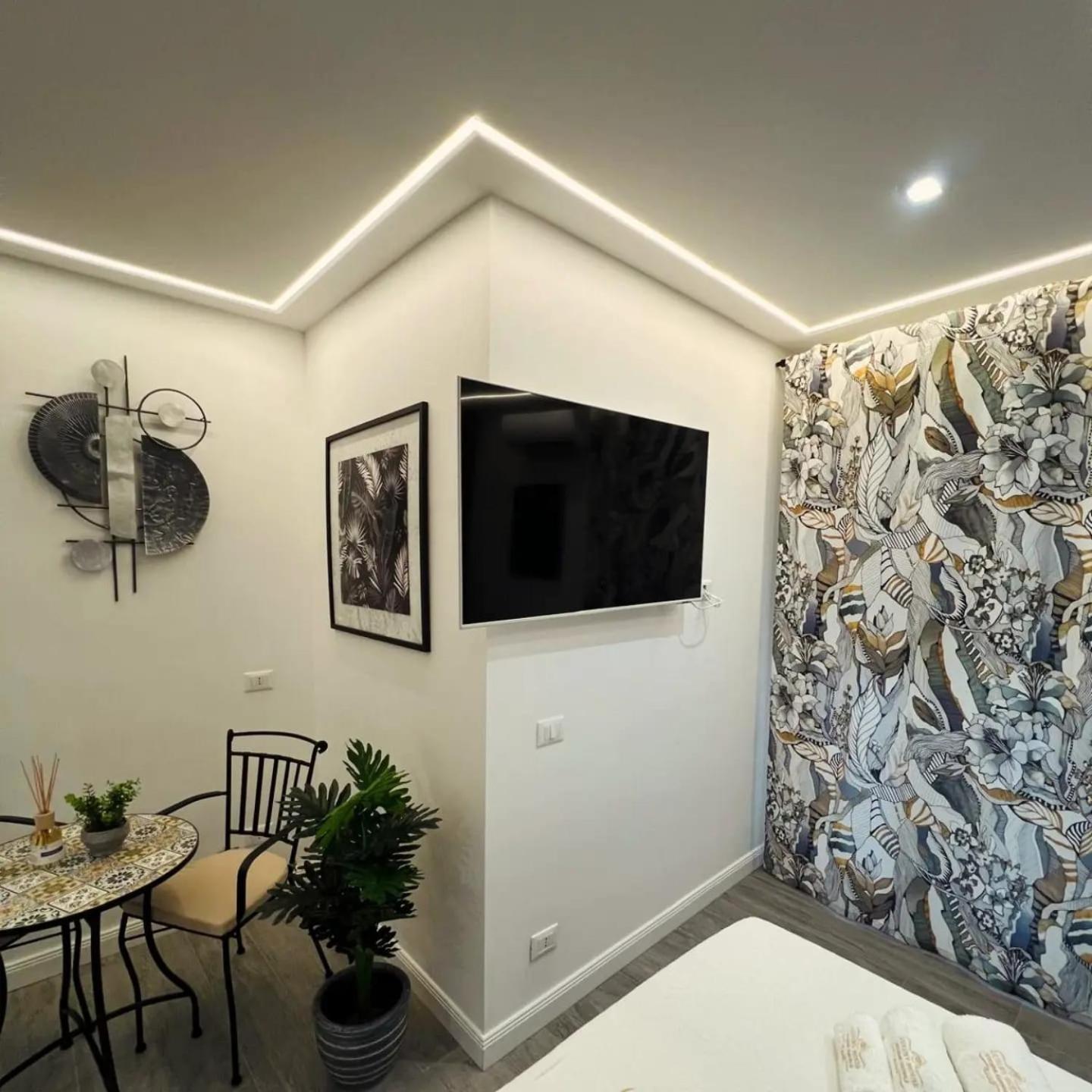 Luxury House Stazione Centrale ปาแลร์โม ภายนอก รูปภาพ